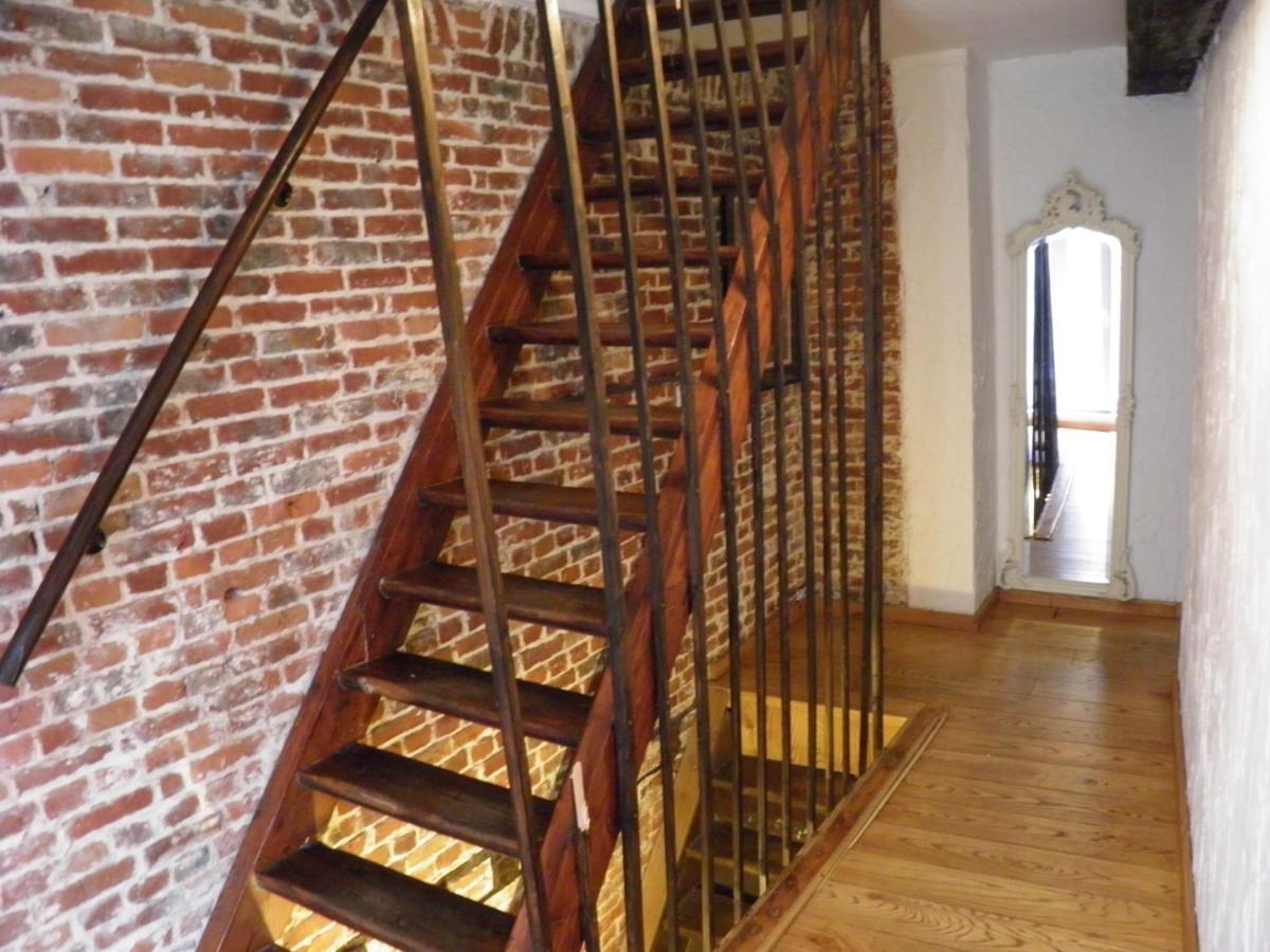 Spacious Duplex In Brussels Historical Center Екстер'єр фото