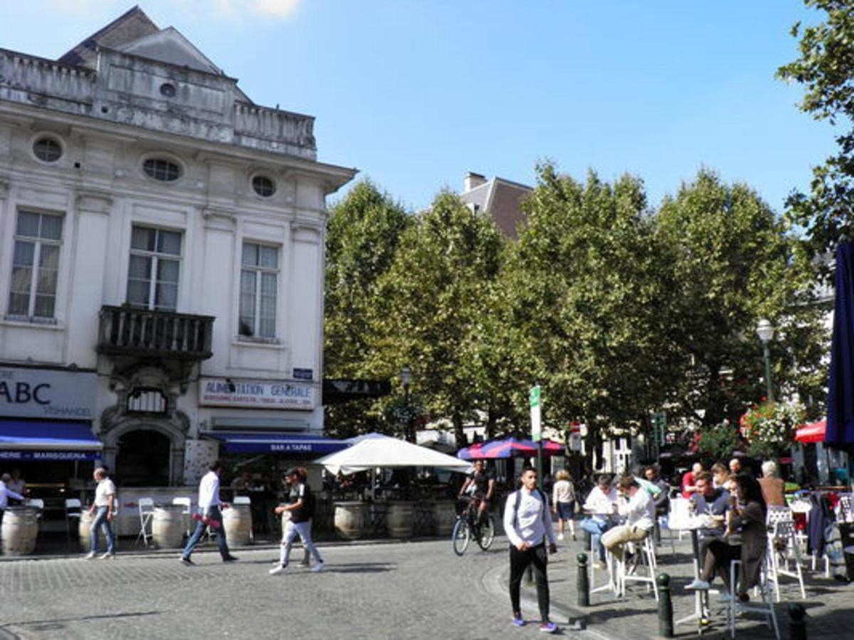 Spacious Duplex In Brussels Historical Center Екстер'єр фото