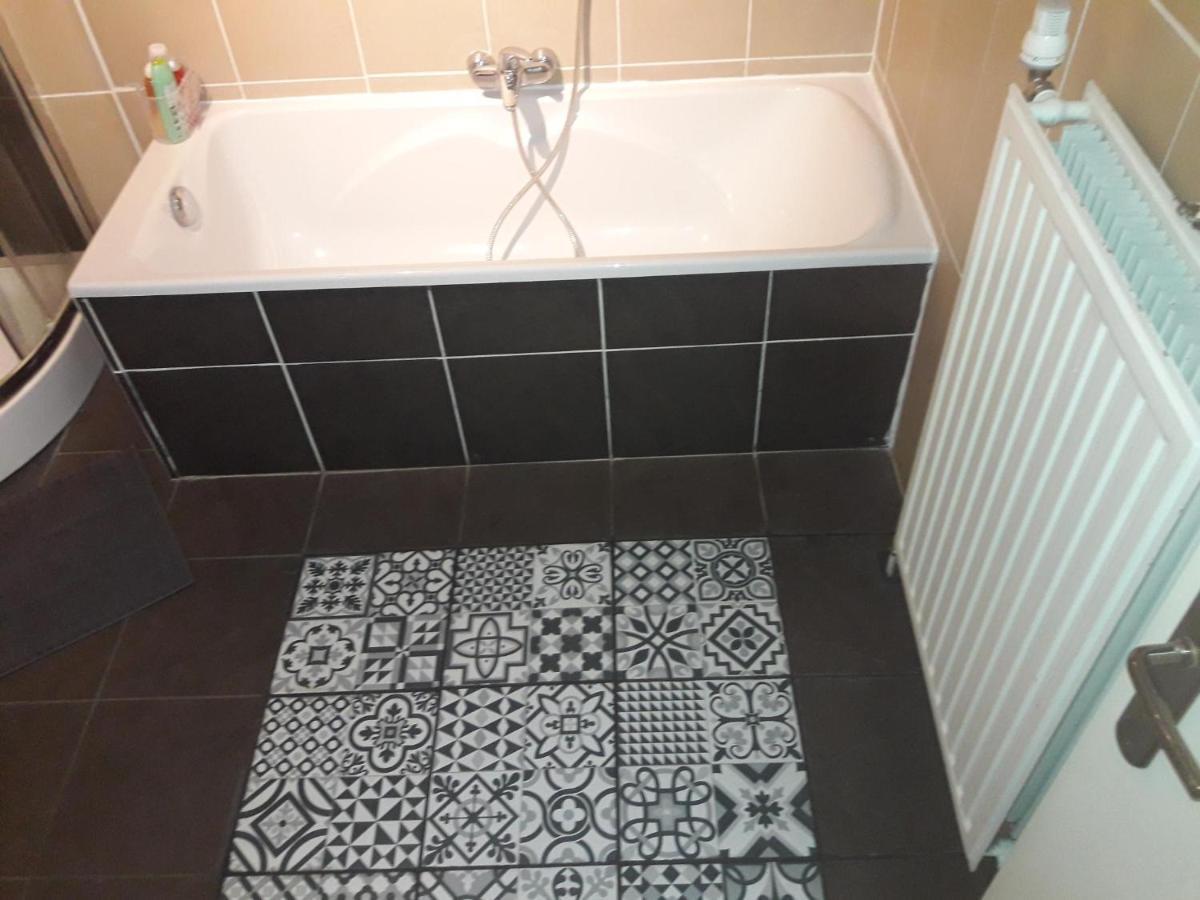 Spacious Duplex In Brussels Historical Center Екстер'єр фото