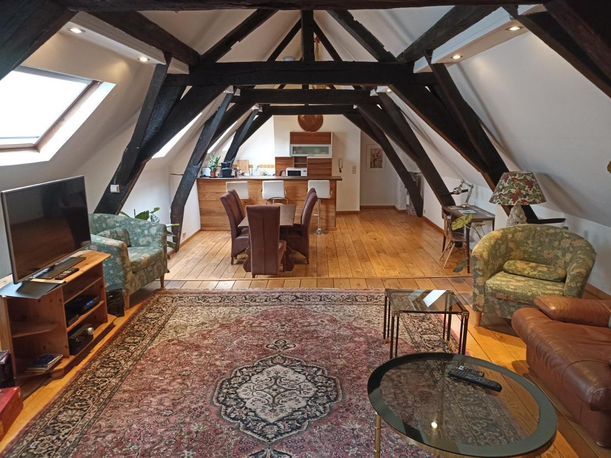 Spacious Duplex In Brussels Historical Center Екстер'єр фото